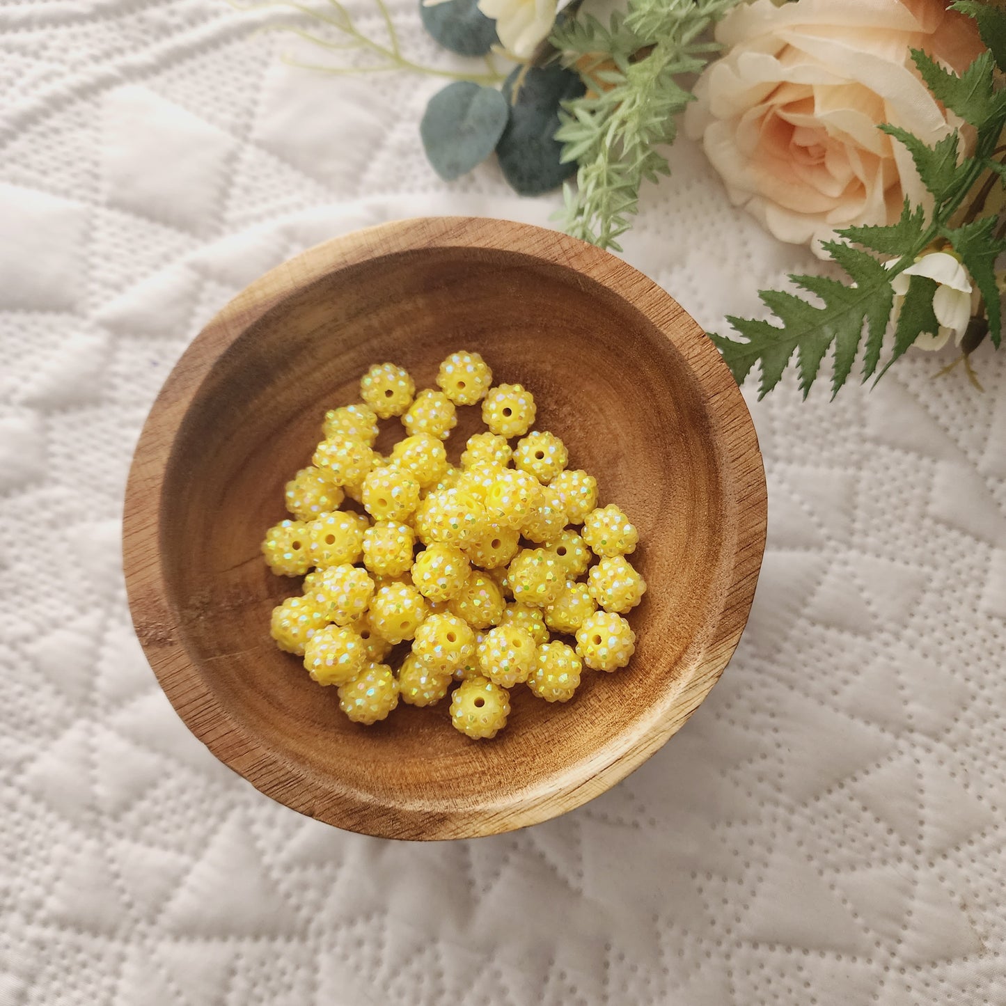 Yellow rhinestones 12mm