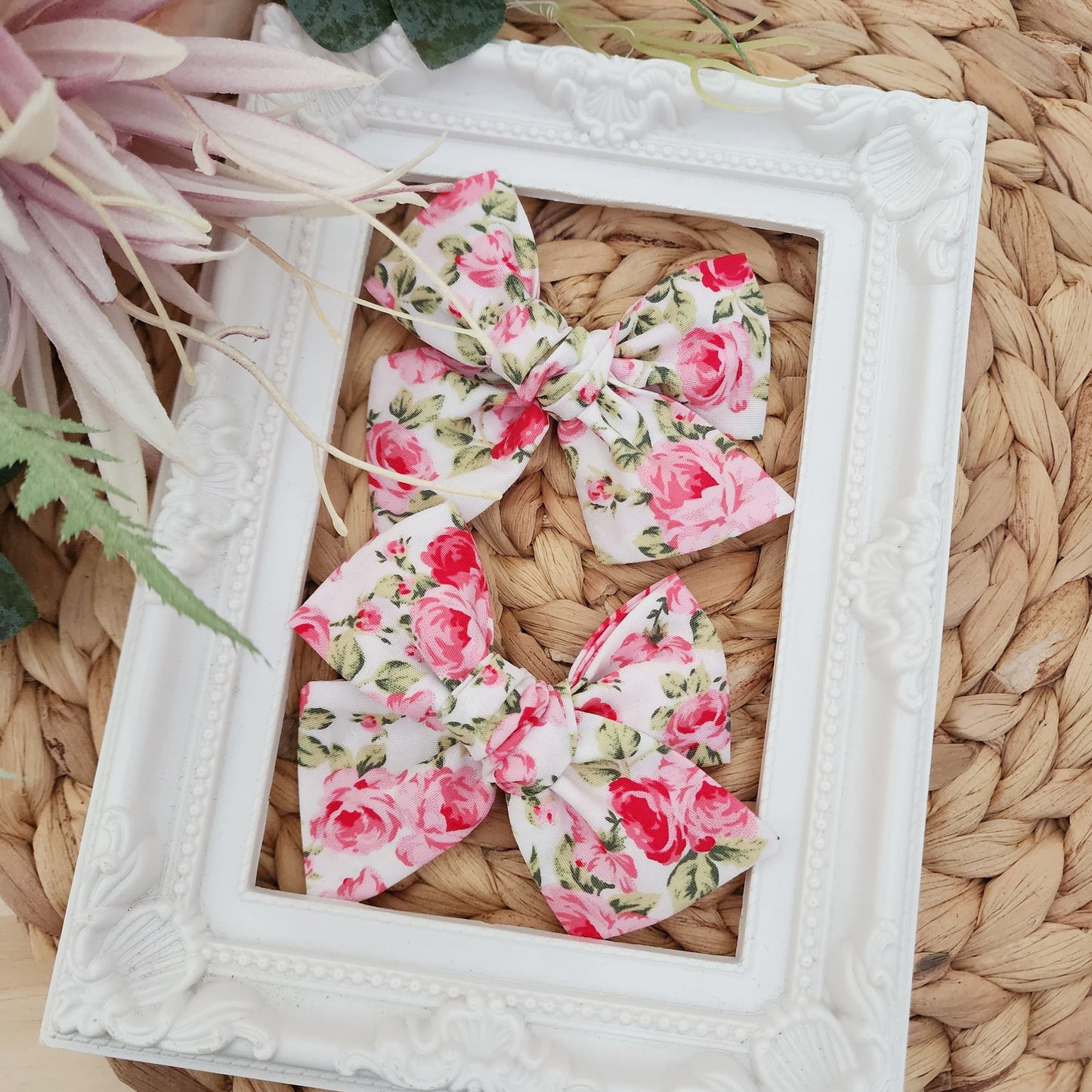 Gabriella Pinwheel bows