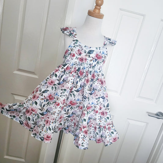Taylor Banksia Dress size 4