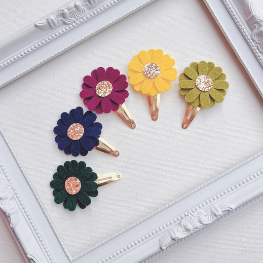 Dainty felts pack