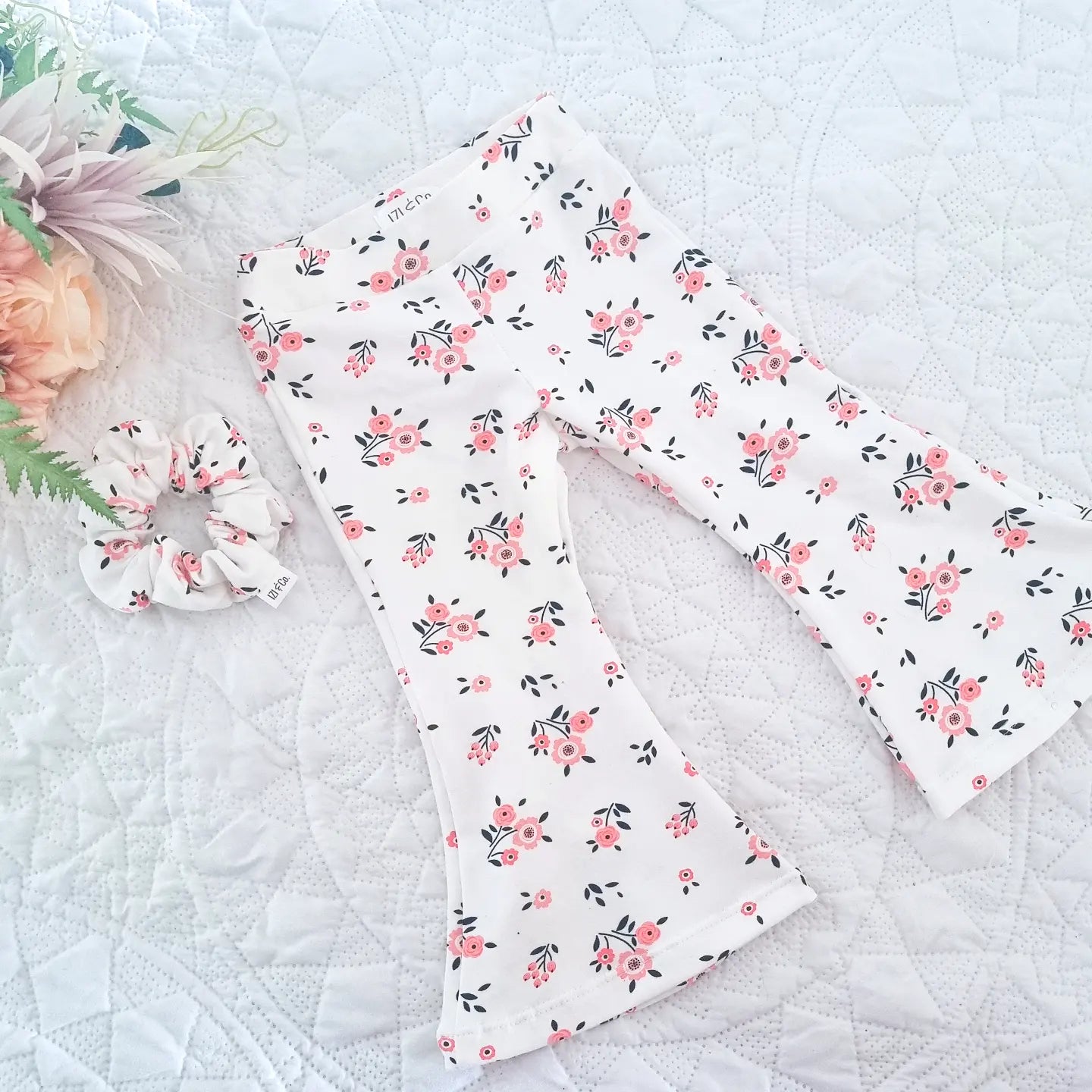 Audrey Flares
